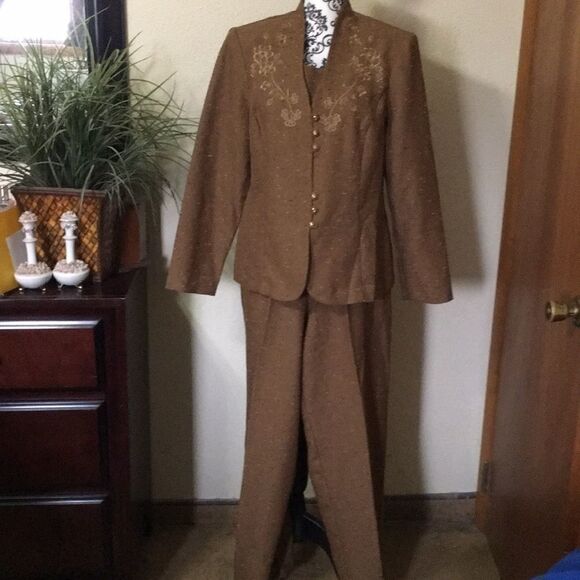 Vintage Embroidered Pant Suit 16 - Picture 2 of 16